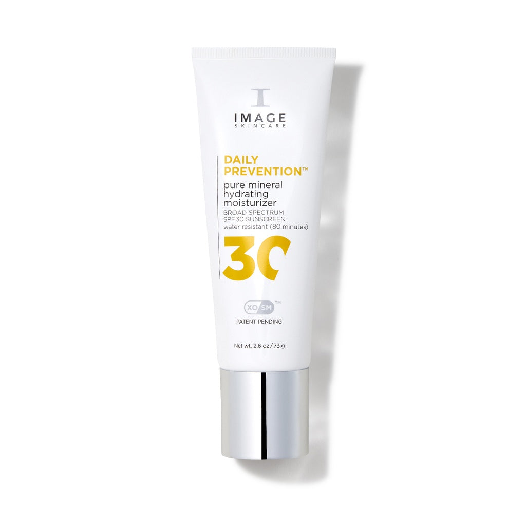 Tube blanc à bouchon argenté DAILY PREVENTION pure mineral hydrating moisturizer d’Image Skincare, grand 30 jaune